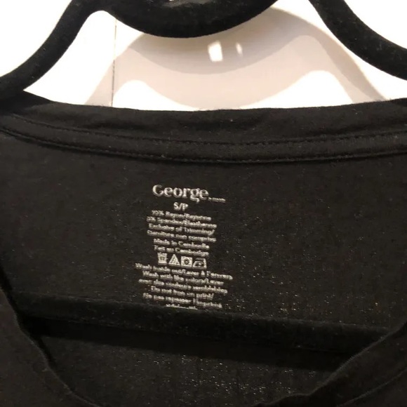 Long tunic black T-shirt - Picture 2 of 6